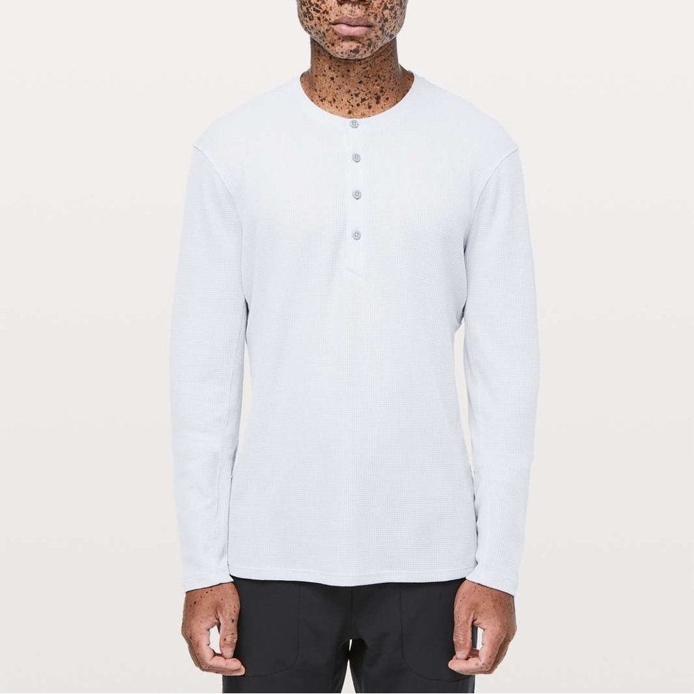 Lululemon Mens shift stitch Henley waffle thermal long sleeve shirt light grey